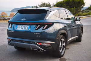 Hyundai Tucson Hybrid full optional