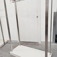 Appendiabiti d'Arredo con ruote invisibili