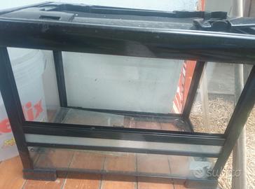 teca 50x30x38h