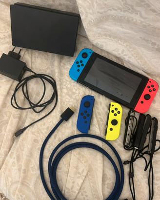 Nintendo Swtich con 4 Joypad