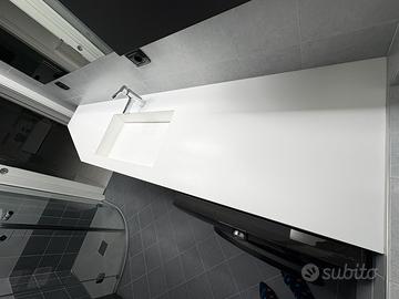 Piano CORIAN con lavandino integrato