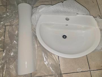 Lavabo con colonna