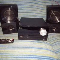 stereo con altoparlanti