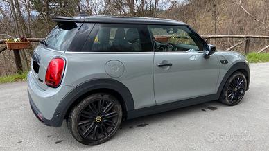 MINI full electric  Cooper