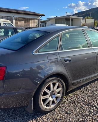 Audi A6 4