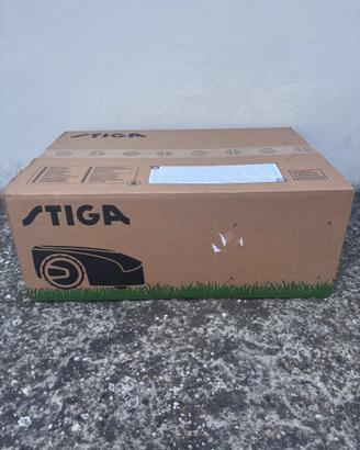 Robot tosaerba autonomo Stiga  A8