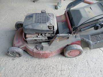 taglia erba a benzina