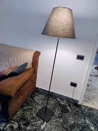 Lampada da terra, piantana