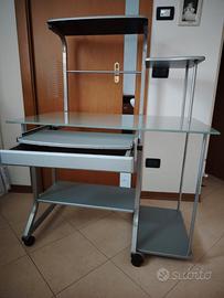 Scrivania tavolino PC