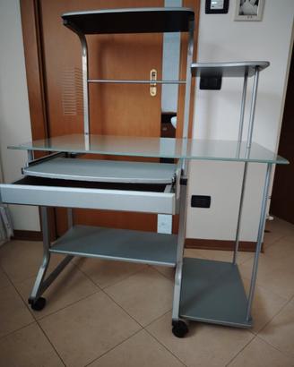Scrivania tavolino PC