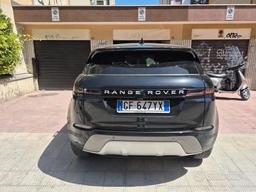 Range Rover novembre 2021