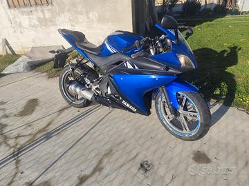 Yamaha YZF R125 - 2010