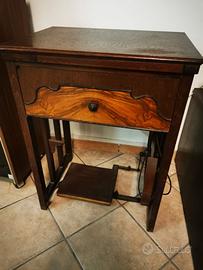 Macchina da cucire antica come foto Phoenix