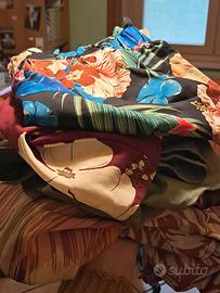 pantaloni,maglia e tuta pantaloncino tutto insieme