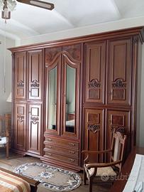 Camera da letto in legno massello