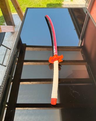Soada in foam per cosplay di Rengoku (Demon Slayer