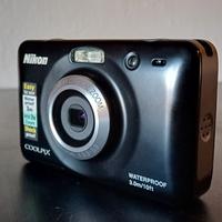 Nikon Coolpix S30 10.1 MP Sensore CCD Waterproof! 