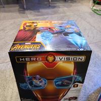 Maschera con visore e guanti Iron Man