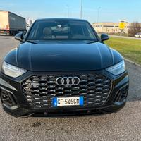 Audi q5 sportback 40 tdi Mhev 12v s-Line s- troni