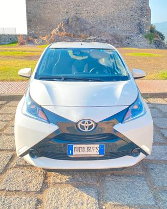 Toyota AYGO 1.0 X-Play