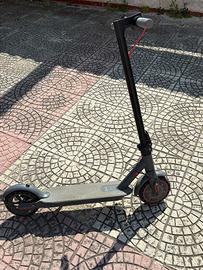 Monopattino Elettrico