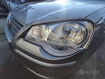 Proiettore sinistro VOLKSWAGEN POLO del 2008