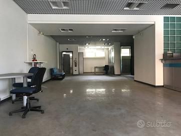 Immobile di 300 m² con 4 locali a Fonte