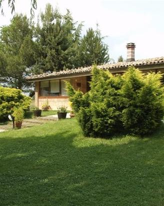 casa di campagna in tufo