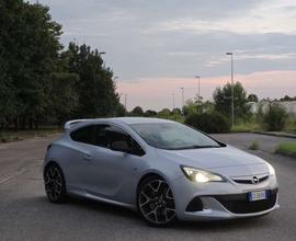 Opel astra j opc