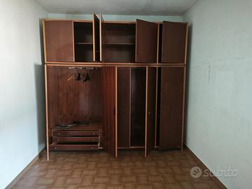 Mobili anni '70 ben conservati