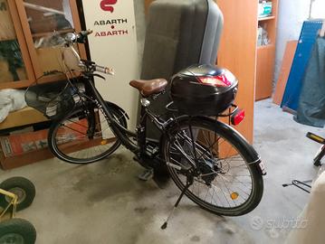 biciclette e materiale vario 