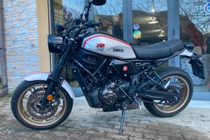 Yamaha XSR 700 (2022) - Pari al Nuovo - Garanzia