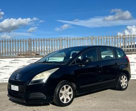 Peugeot 5008 1.6 HDi 110CV Féline 7 posti