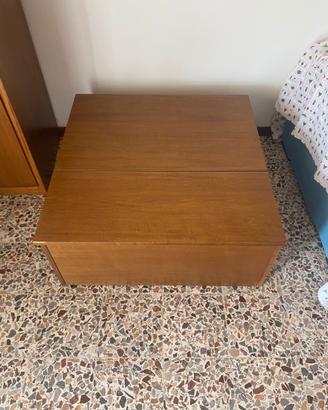 Cassapanca in legno