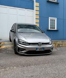 Volkswagen Golf 1.6 TDI R-Line