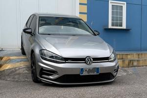 Volkswagen Golf 1.6 TDI R-Line
