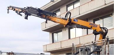 Iveco S-Way con gru Copma 21 m