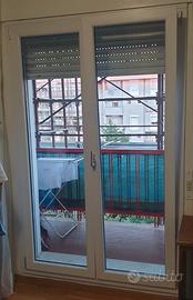 Portafinestra in pvc bianco