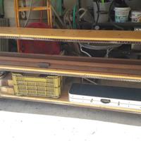 Scffale e tavolini in ferro battuto