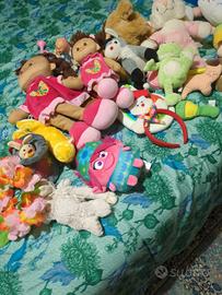 pupazzi in peluche 
