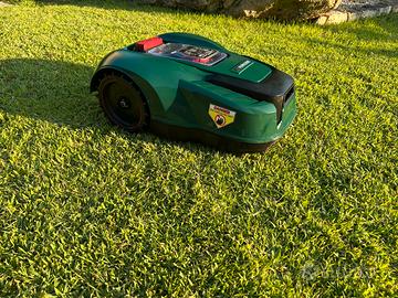 Robot tagliaerba
