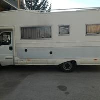 camper mansardato 