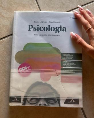 Libro di psicologia