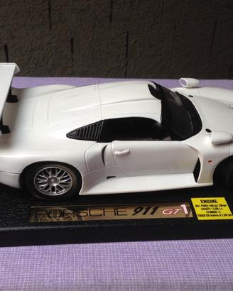 PORSCHE 911 GT 1 nuovo