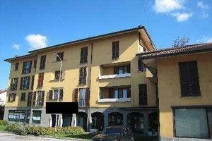 Appartamento a Lentate sul Seveso, 6 locali