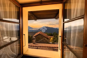 CASA INDIPENDENTE A COSSOGNO