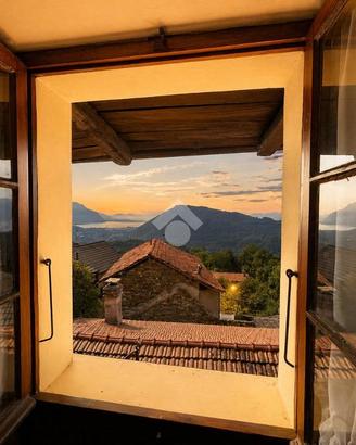 CASA INDIPENDENTE A COSSOGNO