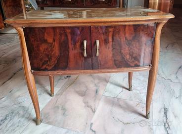 Mobiletto d'antiquariato