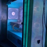 pc gaming a prezzo assurdo accetto scambi