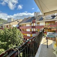 3 LOCALI CON AMPIO BALCONE VICINO AL MARE